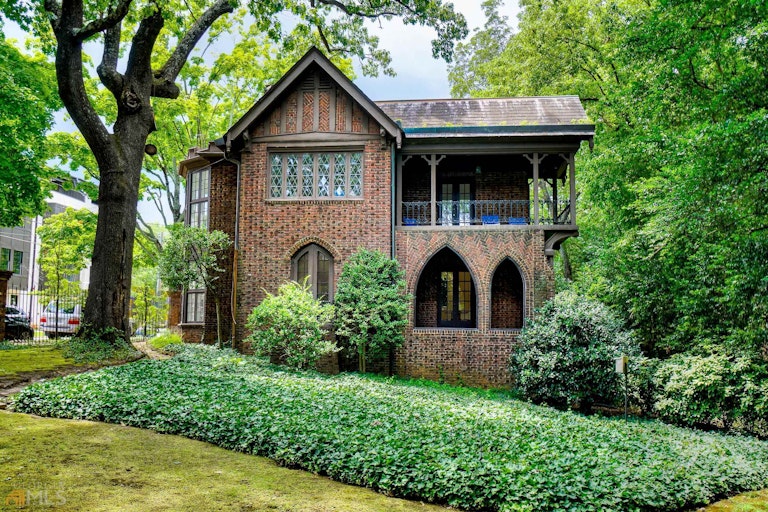 Photo 1 of 59 - 898 Briarcliff Rd NE, Atlanta, GA 30306
