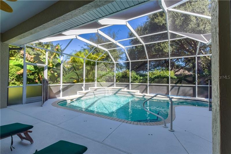 Photo 21 of 25 - 7120 St James Ct, North Port, FL 34287