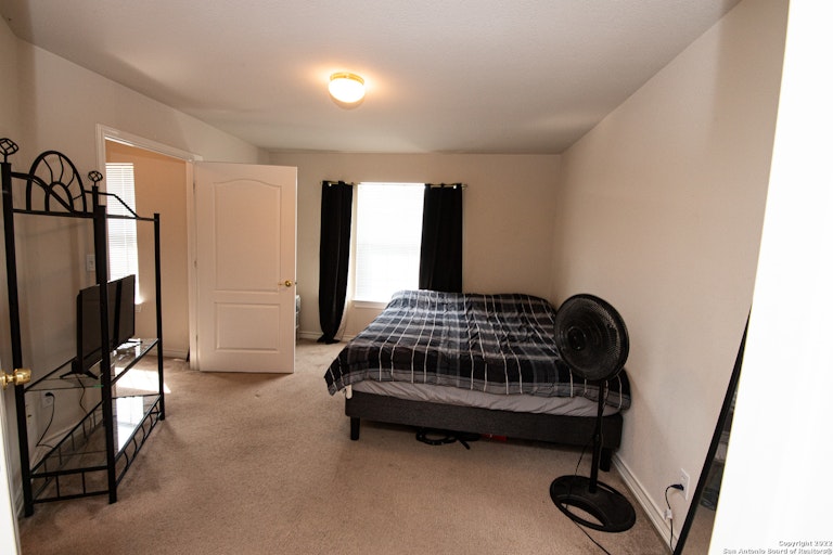 Photo 25 of 25 - 9332 Remuda Path, San Antonio, TX 78254