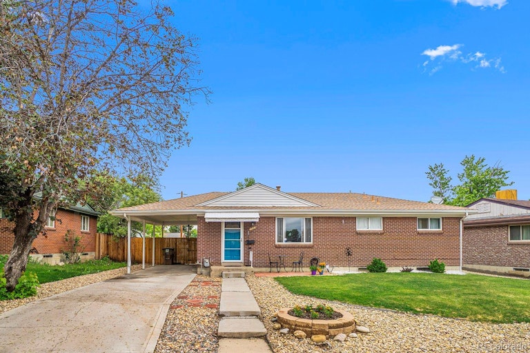 Photo 1 of 22 - 1681 Evelyn Ct, Denver, CO 80229