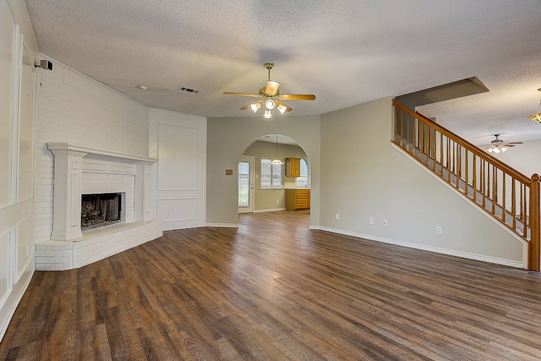 Photo 5 of 31 - 1110 Boyd Dr, Wylie, TX 75098