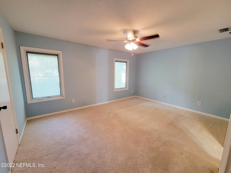 Photo 12 of 18 - 1213 Maitland Ave, Jacksonville, FL 32211