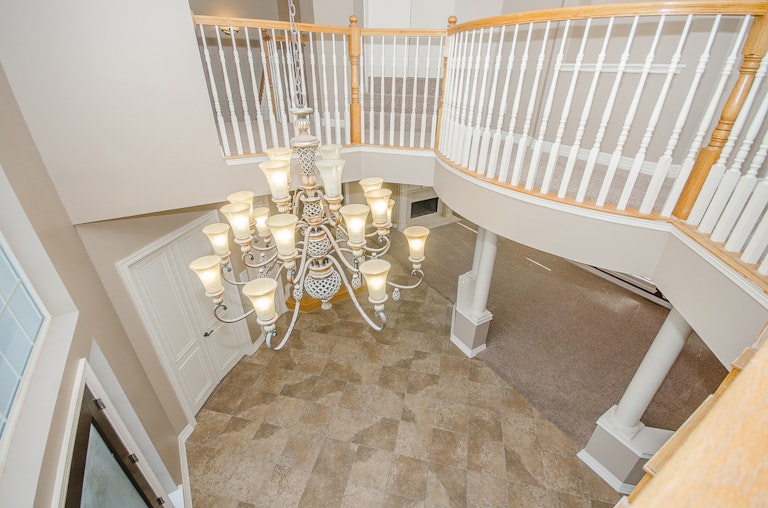 Photo 4 of 43 - 2206 Club Creek Cir, Garland, TX 75043