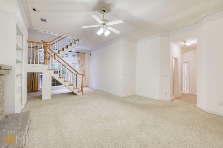 Photo 31 of 50 - 5770 Cameron Hall Pl, Atlanta, GA 30328