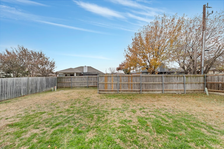 Photo 23 of 26 - 1020 Havenbrook Dr, Arlington, TX 76001