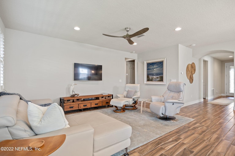 Photo 14 of 29 - 104 Lantern Oak Ln, Ponte Vedra, FL 32081
