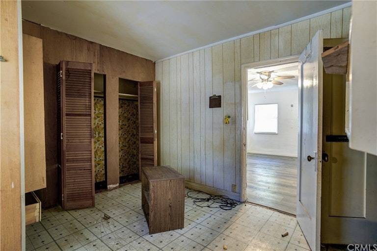 Photo 3 of 18 - 1065 Olive Ave, Long Beach, CA 90813