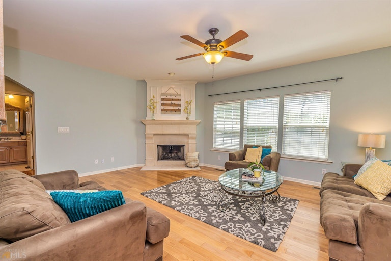 Photo 8 of 61 - 11 Rockridge Dr, Newnan, GA 30265