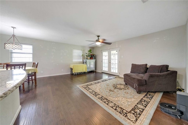 Photo 14 of 23 - 7624 Evergreen Rd, Richland Hills, TX 76118