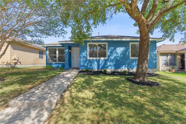 Photo 34 of 34 - 125 Segovia Way, Pflugerville, TX 78660