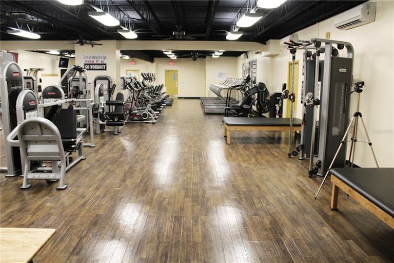 Photo 27 of 37 - 2170 Americus Blvd S #57, Clearwater, FL 33763