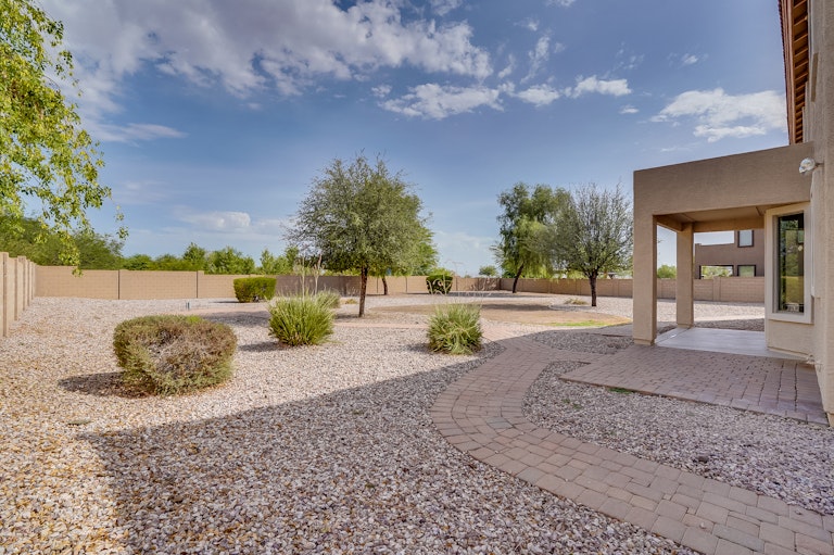Photo 30 of 32 - 236 E Paso Fino Way, San Tan Valley, AZ 85143