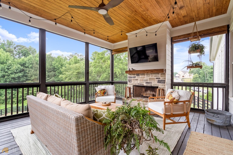 Photo 20 of 67 - 109 Creekview Ln, Canton, GA 30115