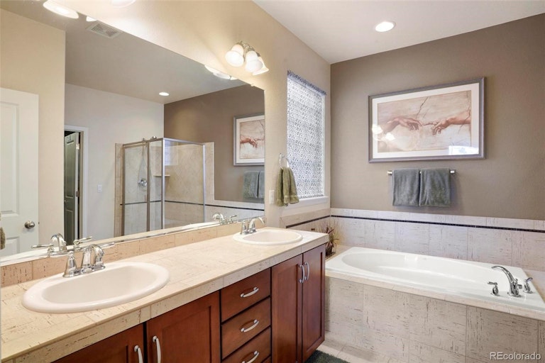 Photo 14 of 33 - 1558 Prairie High Rd, Castle Rock, CO 80109