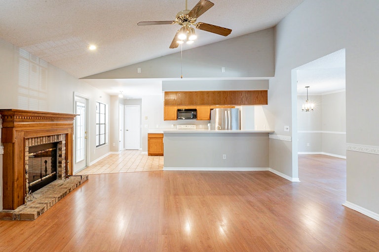 Photo 14 of 25 - 1778 Errol Woods Dr, Apopka, FL 32712