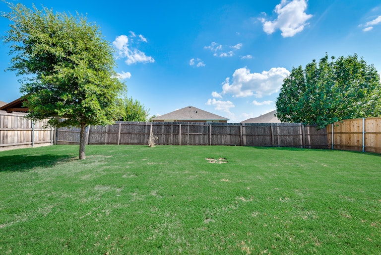 Photo 26 of 27 - 705 Baldwin Rd, Wylie, TX 75098