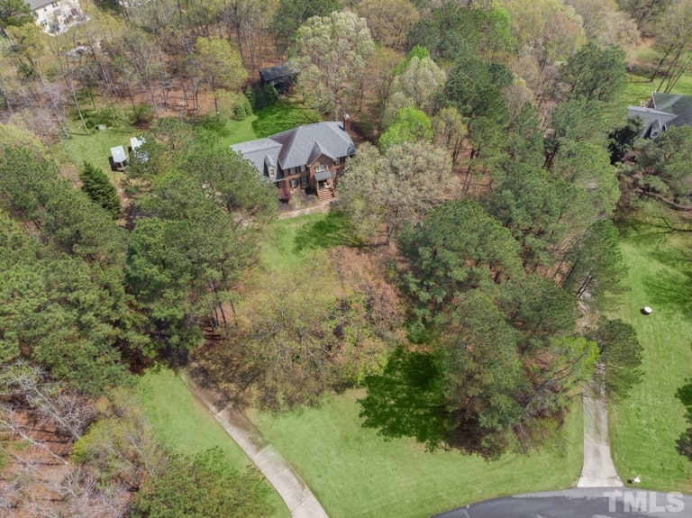 Photo 31 of 31 - 2016 Neuse Colony Dr, Clayton, NC 27527