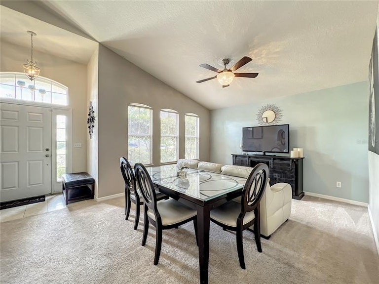 Photo 8 of 50 - 176 Dakota Ave, Groveland, FL 34736