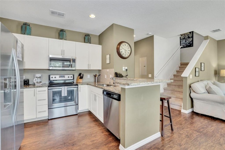 Photo 5 of 27 - 8959 Shine Dr, Kissimmee, FL 34747