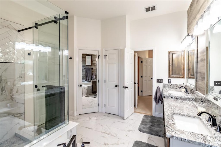 Photo 30 of 40 - 5205 Lake Bluff Dr, McKinney, TX 75071