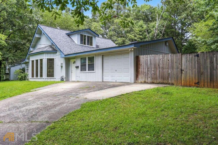 Photo 4 of 36 - 4500 Virginia Ave NW, Kennesaw, GA 30144