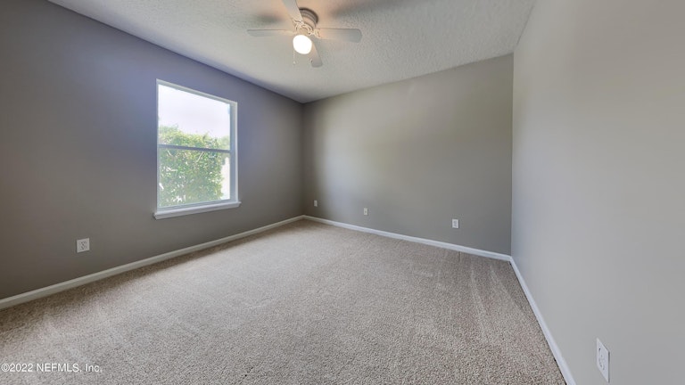 Photo 11 of 19 - 640 Acorn Chase Dr, Orange Park, FL 32065
