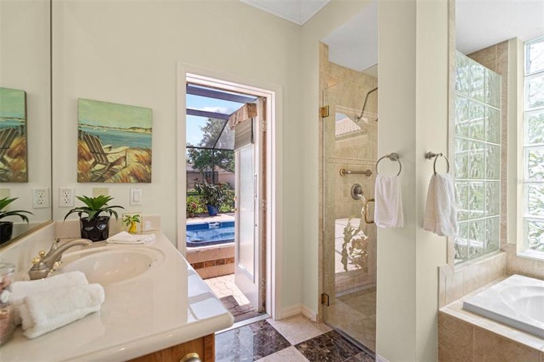 Photo 24 of 42 - 1312 Copperwood Dr, Osprey, FL 34229