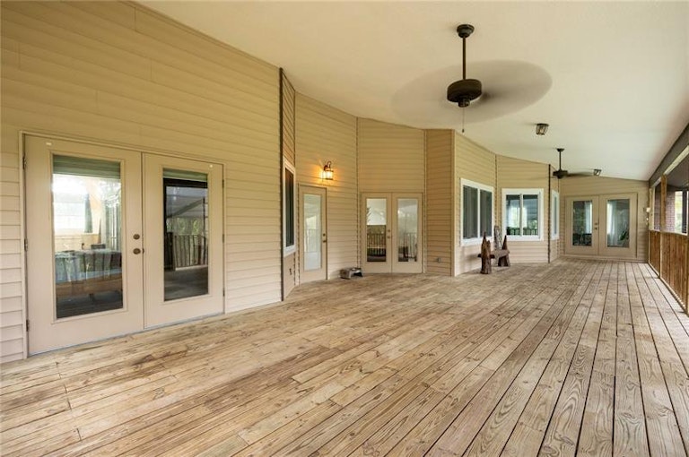 Photo 8 of 95 - 31949 Amberlea Rd, Dade City, FL 33523