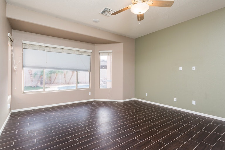 Photo 13 of 22 - 25463 N 73rd Ave, Peoria, AZ 85383