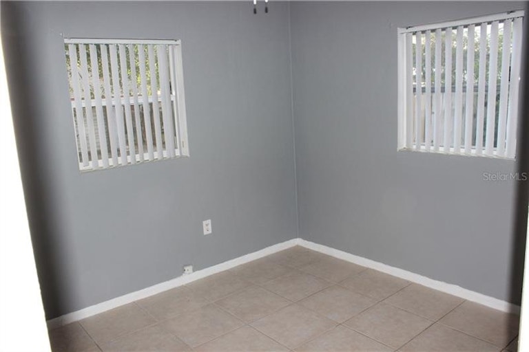 Photo 18 of 24 - 5618 Riordan Way, Orlando, FL 32808