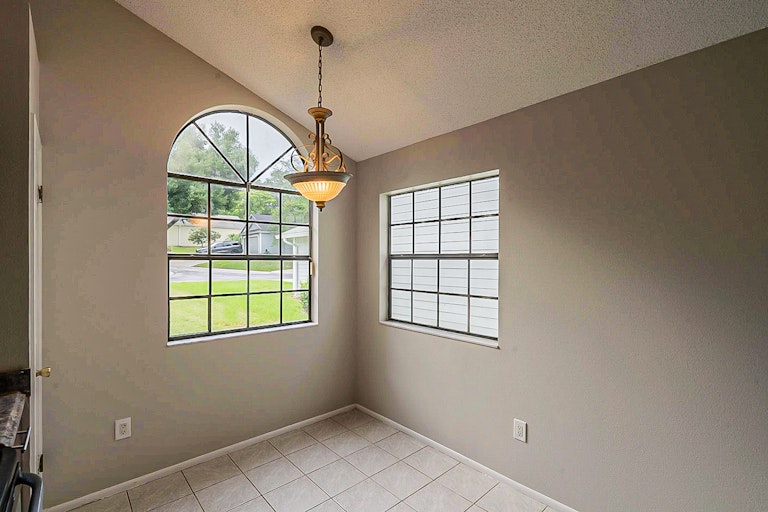 Photo 11 of 29 - 3009 Weymouth Ct, Apopka, FL 32703