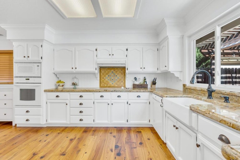 Photo 17 of 44 - 9245 Laguna Lake Way, Elk Grove, CA 95758