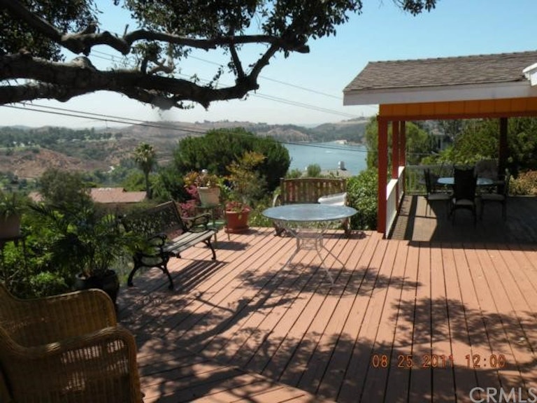 Photo 6 of 19 - 800 S Walnut Ave, San Dimas, CA 91773