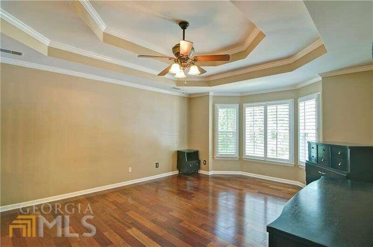 Photo 38 of 78 - 945 Whitehawk Trl, Lawrenceville, GA 30043