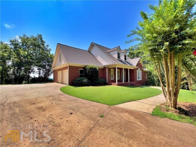 Photo 2 of 47 - 1886 Groover Rd, Marietta, GA 30062