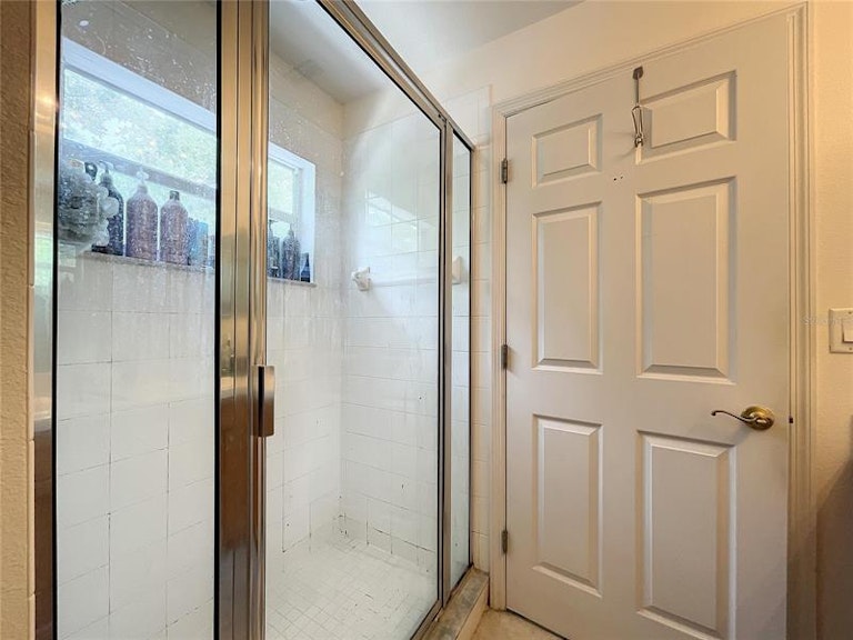 Photo 42 of 59 - 11013 Blaine Top Pl, Tampa, FL 33626
