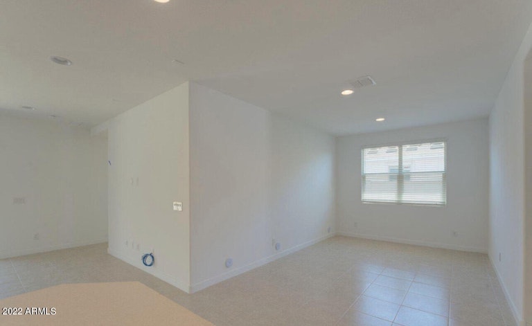 Photo 16 of 19 - 18796 W Cameron Dr, Surprise, AZ 85388