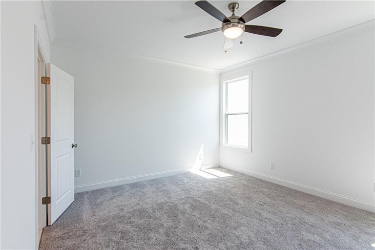Photo 17 of 37 - 211 Downing Dr #81, Alpharetta, GA 30022
