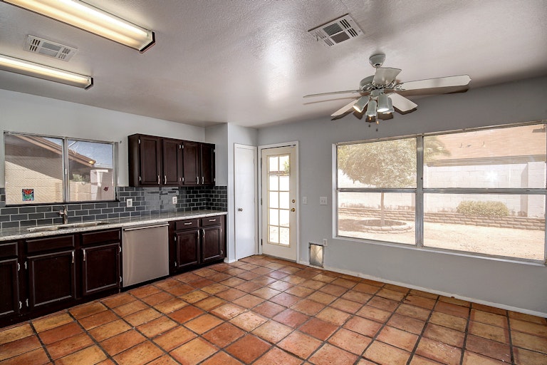 Photo 7 of 21 - 6322 E Covina St, Mesa, AZ 85205