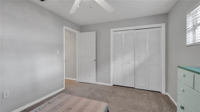 Photo 23 of 38 - 158 Oak Sq S, Lakeland, FL 33813