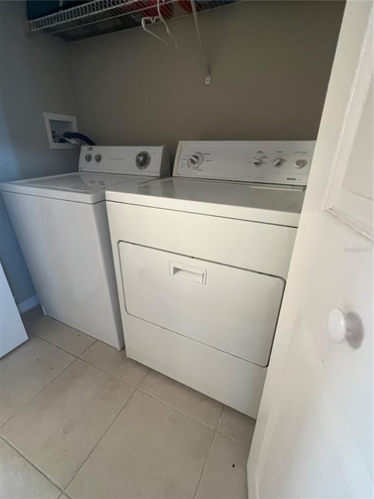Photo 8 of 20 - 1912 Emily Blvd, Winter Haven, FL 33884
