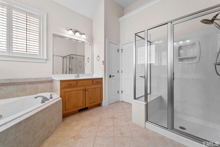 Photo 20 of 30 - 631 E Lakota Dr, Fuquay Varina, NC 27526