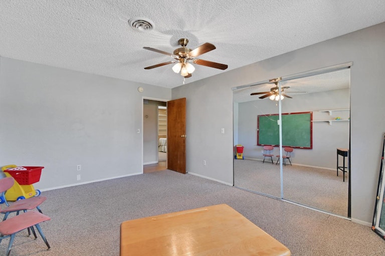 Photo 24 of 70 - 459 Wilder Ave, Yuba City, CA 95993