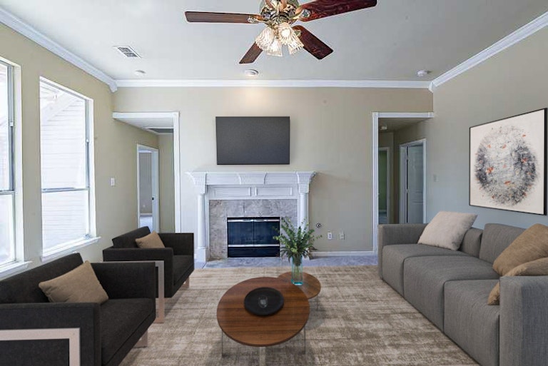 Photo 2 of 24 - 1412 Sunswept Ter, Lewisville, TX 75077