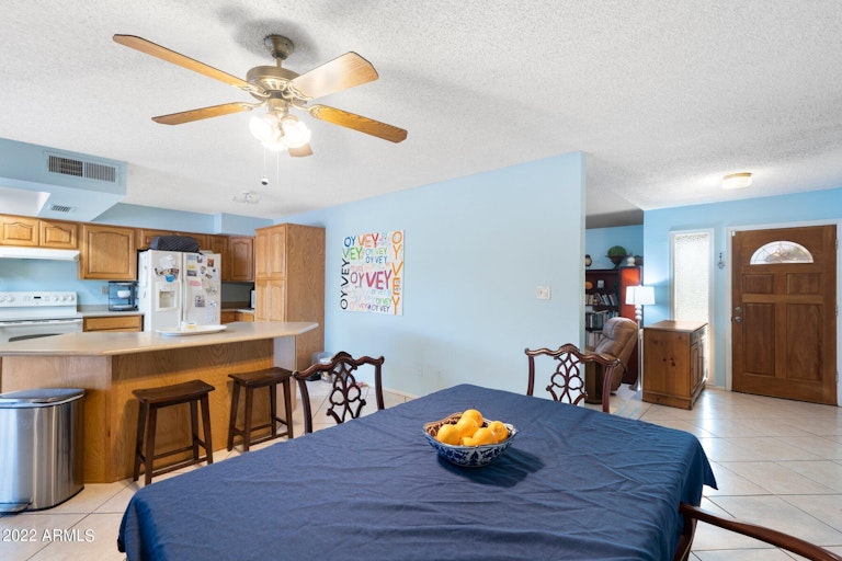 Photo 7 of 22 - 13421 N 24th Ave, Phoenix, AZ 85029