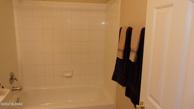 Photo 18 of 27 - 9836 E Cisco Ct, Tucson, AZ 85748