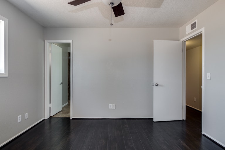 Photo 11 of 25 - 1234 W Erie St, Chandler, AZ 85224
