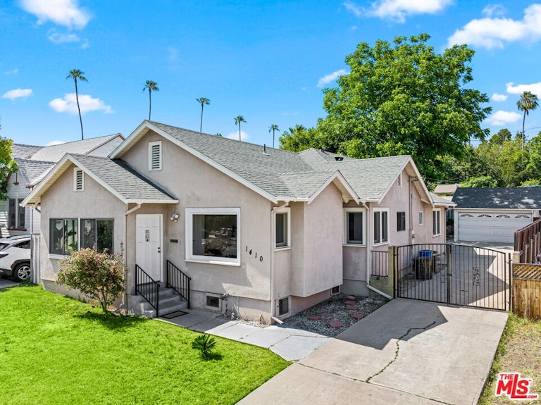 Photo 10 of 41 - 1410 Alhambra Rd, South Pasadena, CA 91030