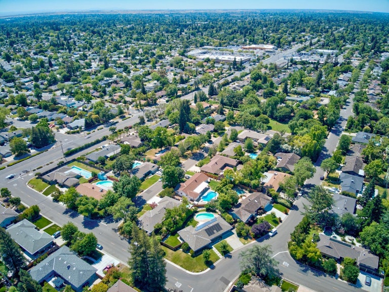 Photo 65 of 68 - 1940 Rolling Hills Rd, Sacramento, CA 95864