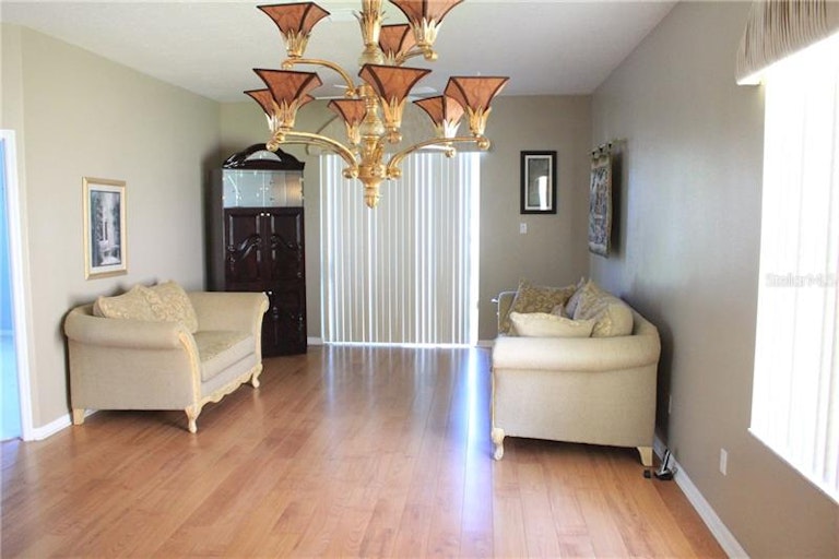 Photo 11 of 19 - 3904 Allamanda Ct, Clermont, FL 34711
